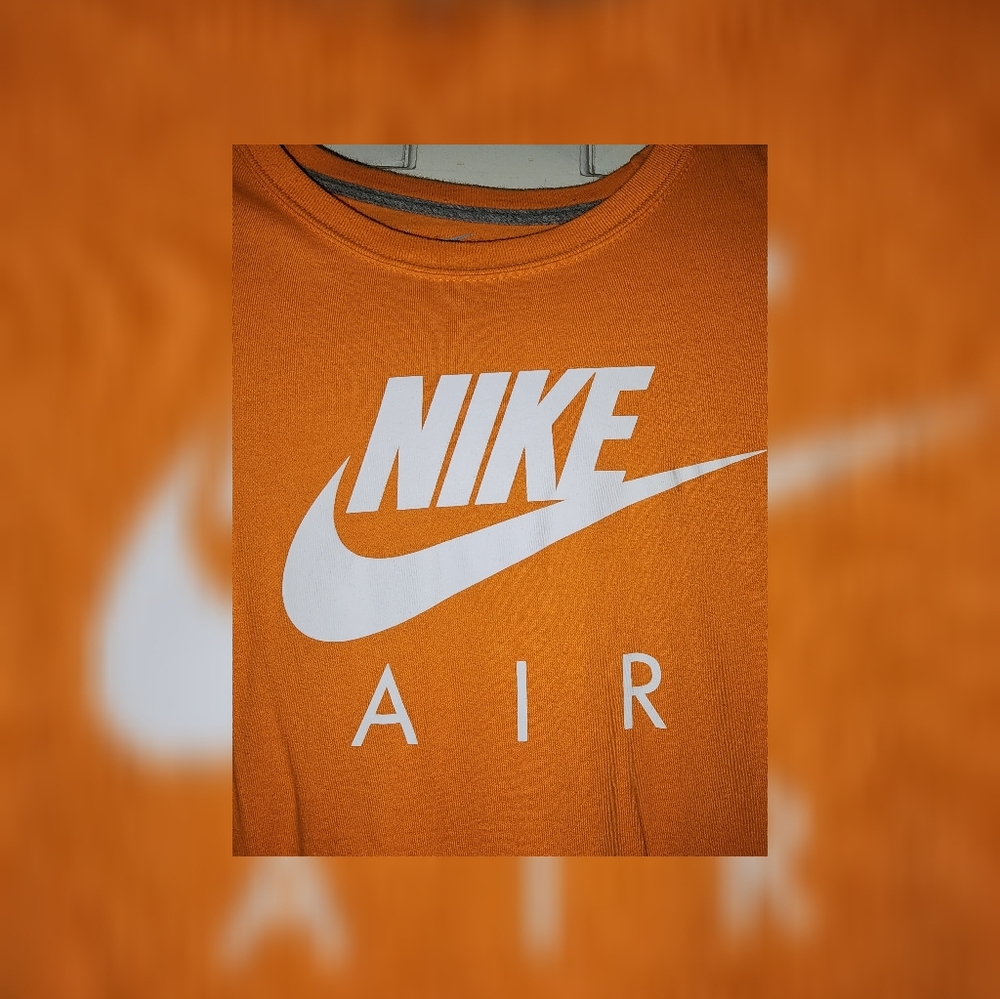 Nike Air Futura Graphic Tee L - Picture 3 of 7